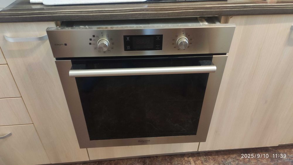 Фурна Аристон на части