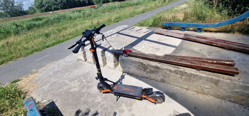 Vand trotineta Kukirin g2 pro