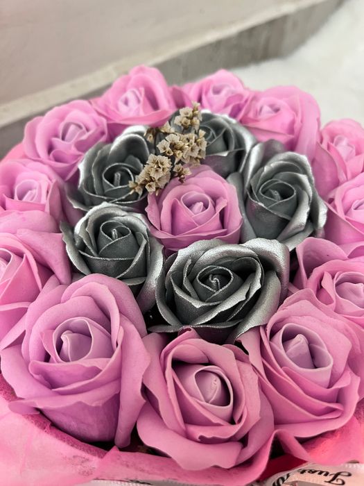 Кутии с рози, подарък за всеки повод