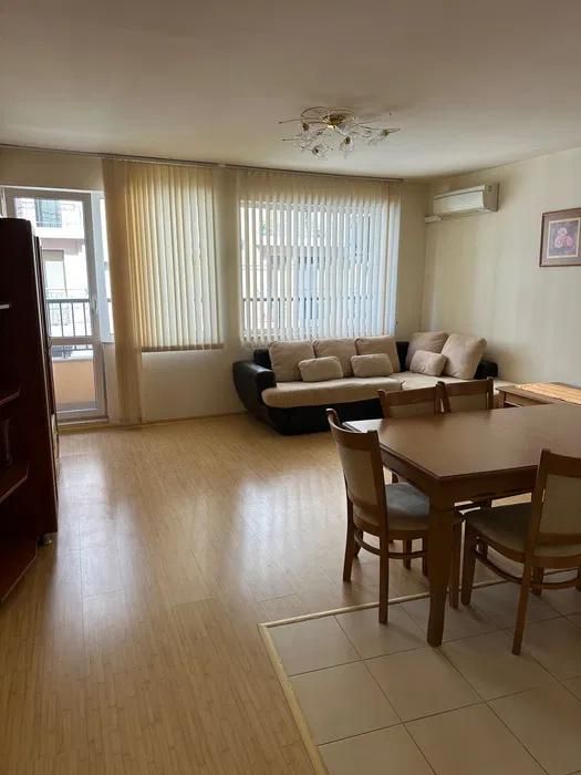 Двустаен апартамент в района на Център!