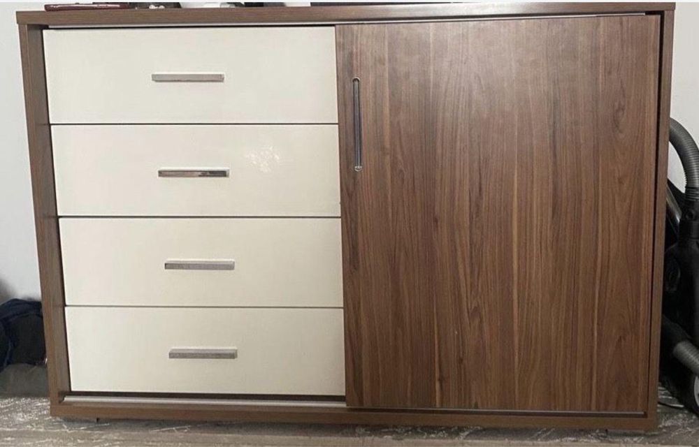 комод срочно продам