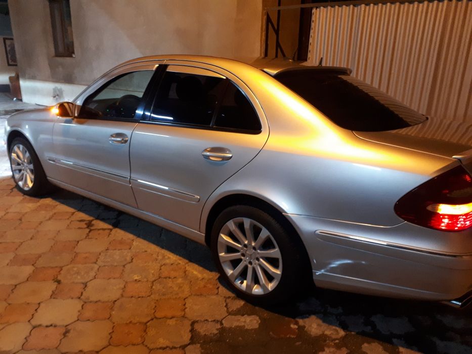 Продам автомобиль мерседес бенц