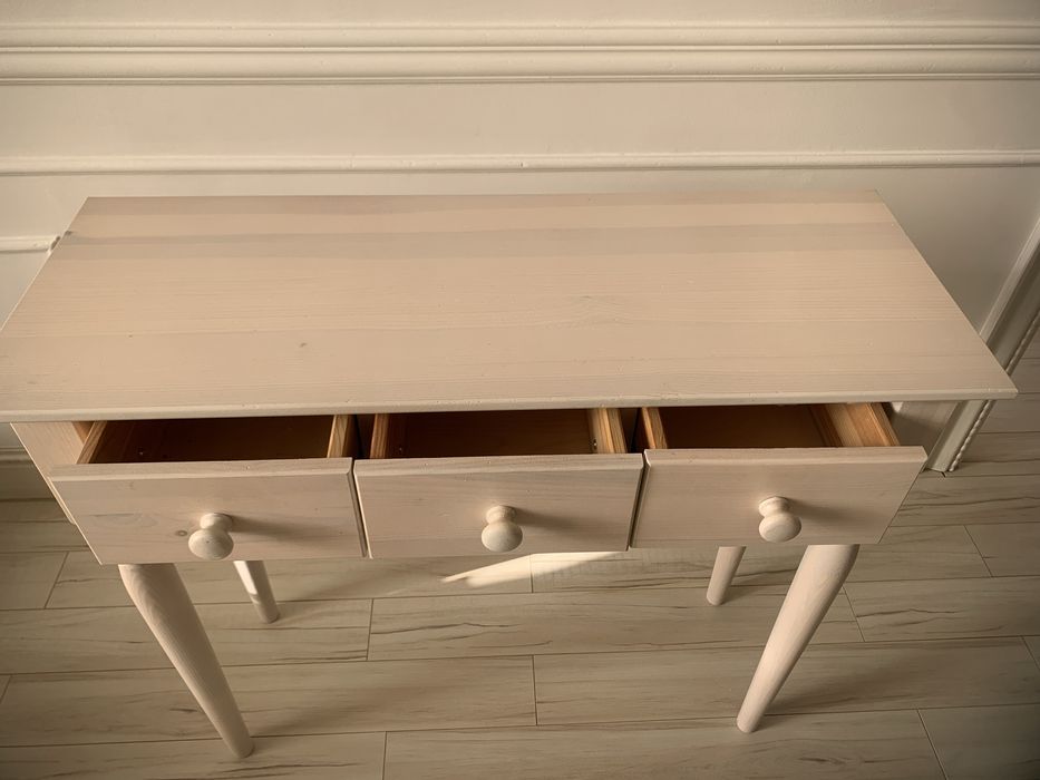 Туалетный стол из осины