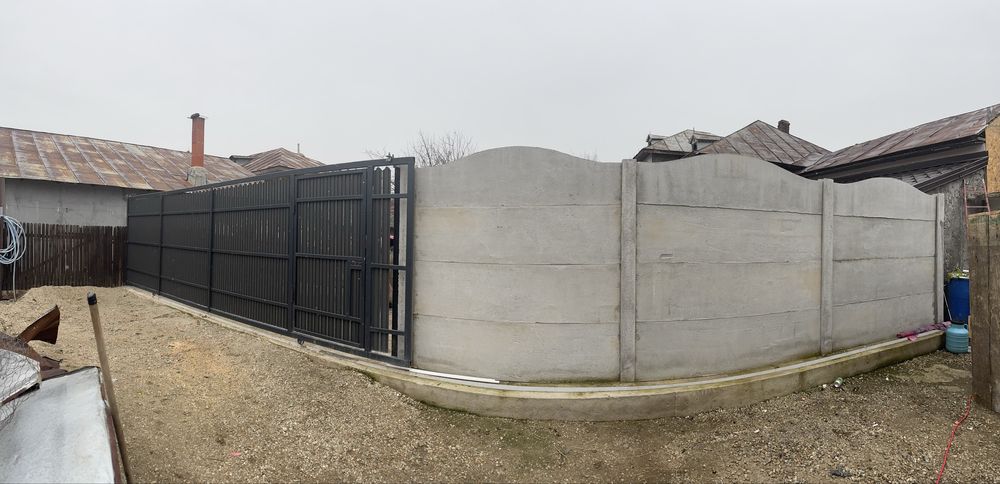 Poarta culisanta + gard beton decorativ