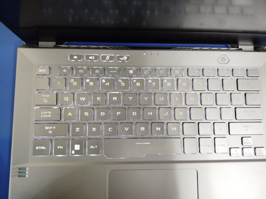 Asus Rog zephyrus G14