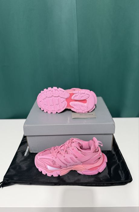 Balenciaga Track Roz
