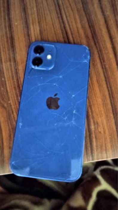 Iphone 12 128 GB 80% karobka bor