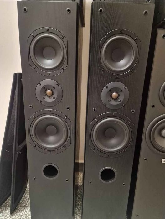 Комплект колони с усилвaтел