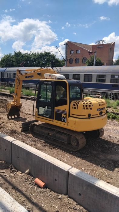 Vand/schimb excavator Komats'u   7t   2021