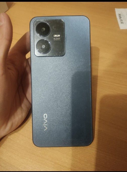 Vivo Y22 + Motorola Moto E14