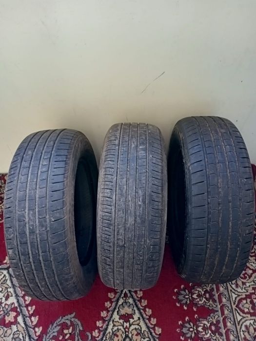 Шины на машину срочно