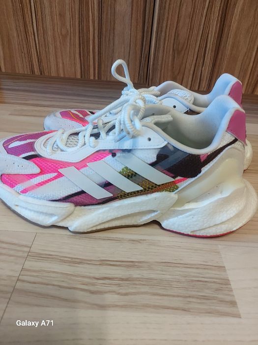 Маратонки адидас