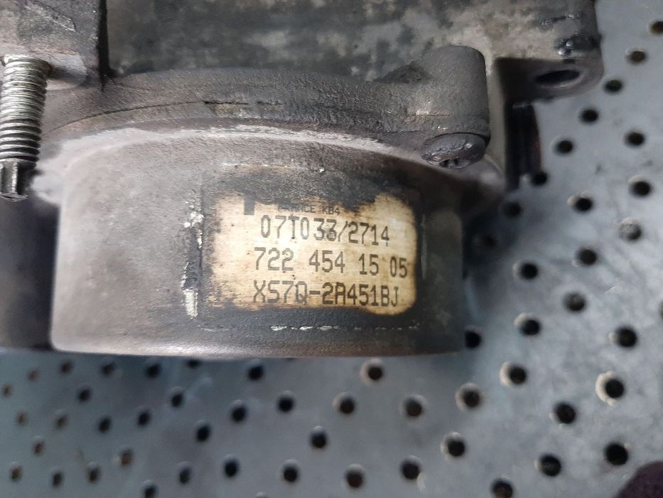 pompa vacuum 2.2 tdci  ford transit peugeot boxer xs7q-2r451bj