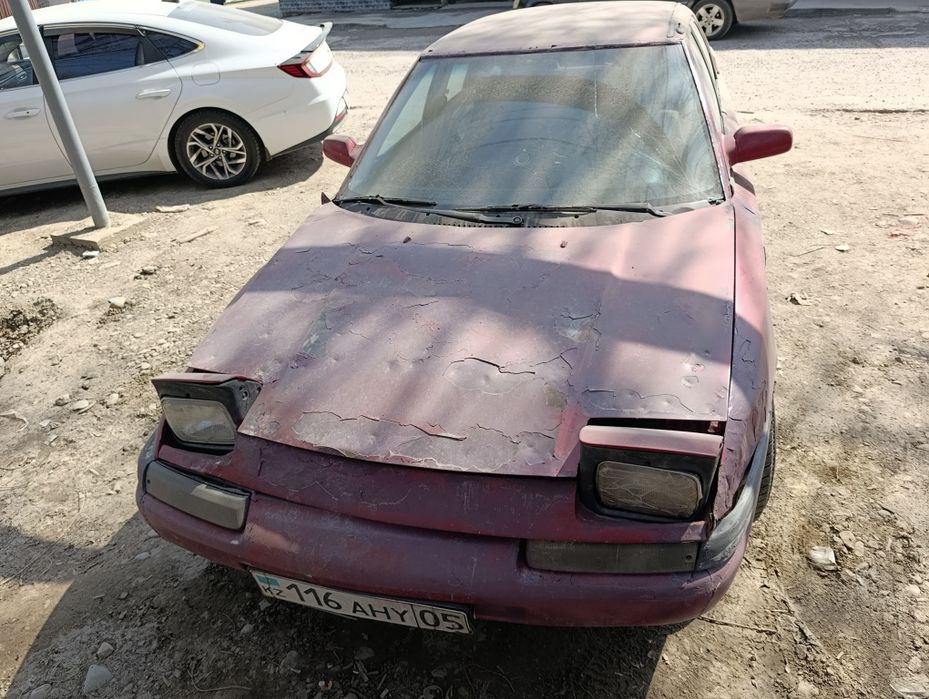 Mazda 323 об 1.6