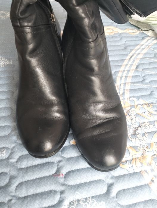 Сапоги кожаные,  демисезонные. Черные.