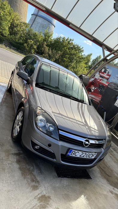 Vând opel astra h
