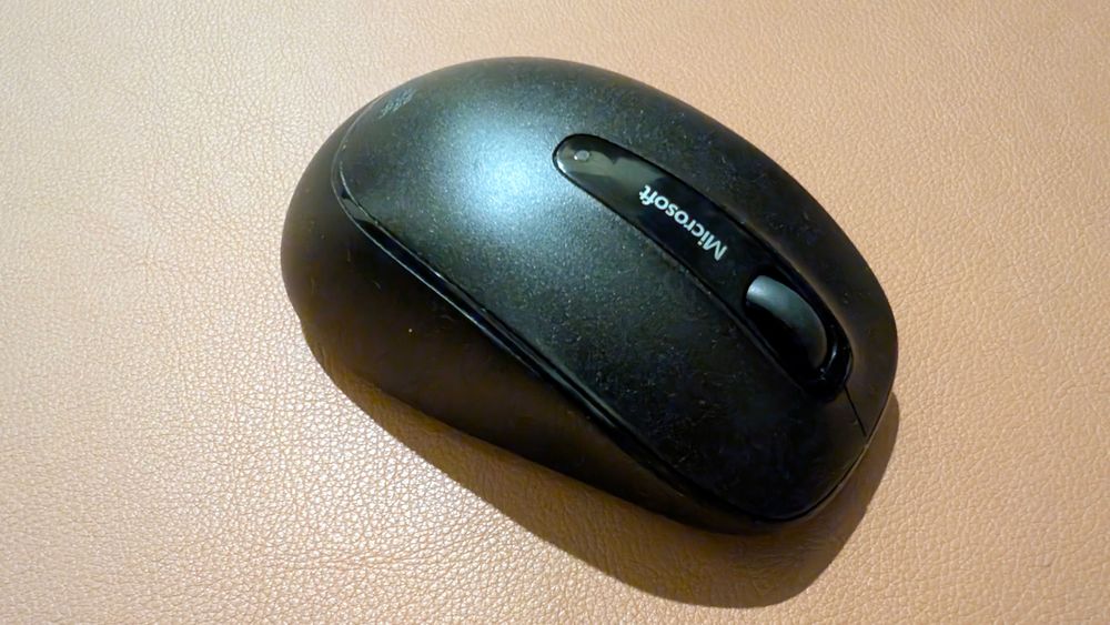 Set tastatură & mouse Microsoft Wireless 2000