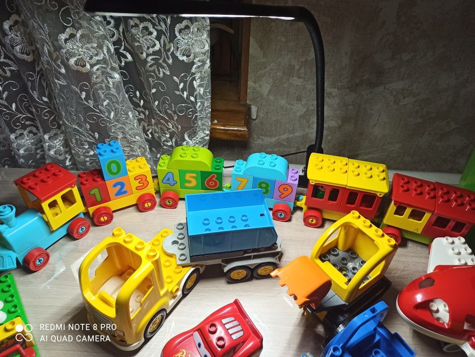 Продам конструктор Лего дупло.