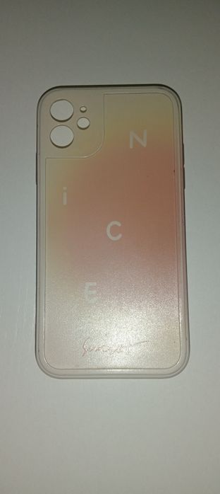 Чехлы на iphone 11