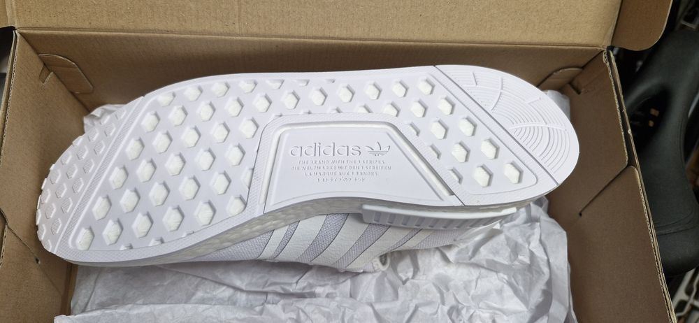 Adidas noi nr.44 originale