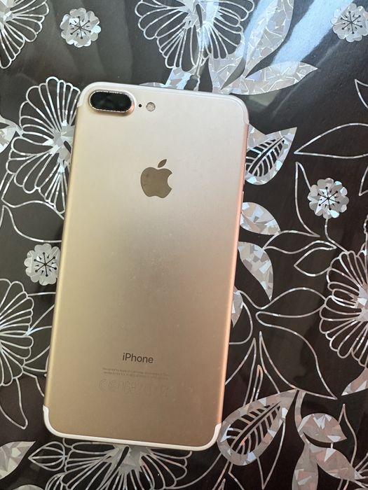 Iphone 7 plus.