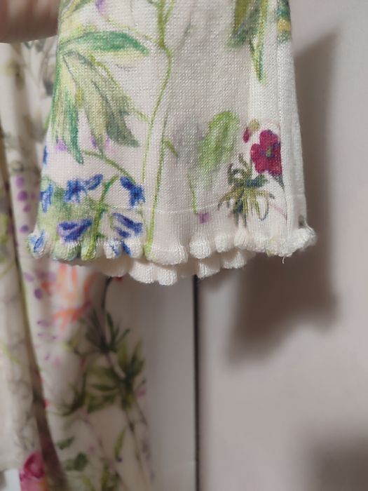 MarcCain 15%Cashmere 70%Silk 15%Cotton