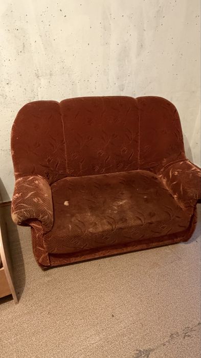 Продам диваны и кровать