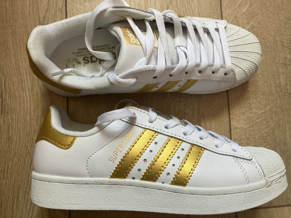 Маратонки  Adidas