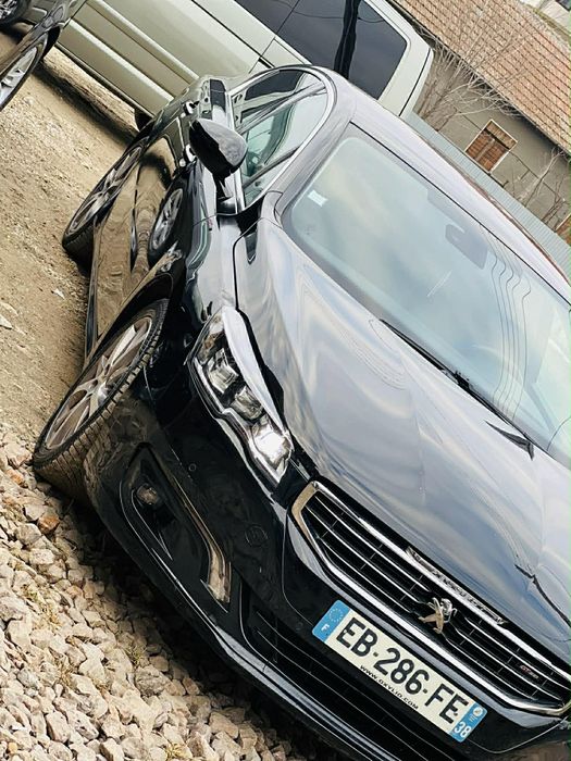 Vând Peugeot an 2018