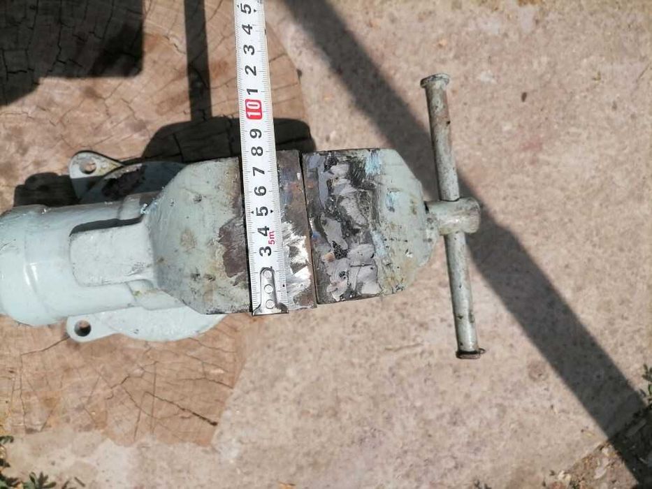 Продам тиски в отличном состоянии