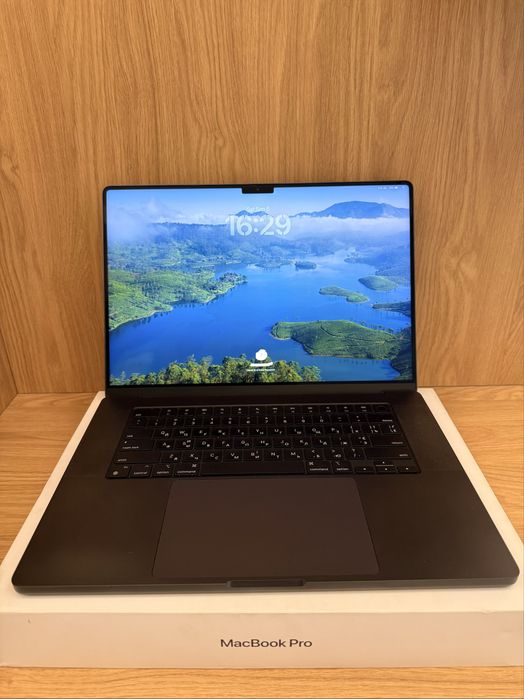 Лаптоп Apple MacBook Pro 16 M3 Pro Space Black  36GB