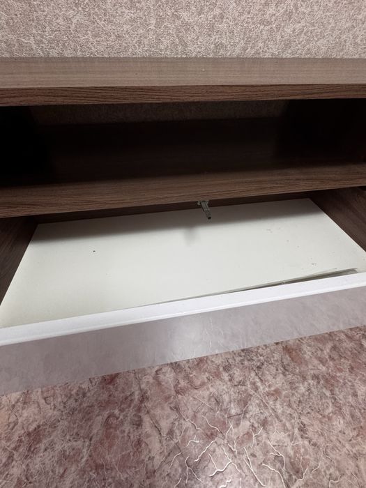 Продам гостиную 100 тыс