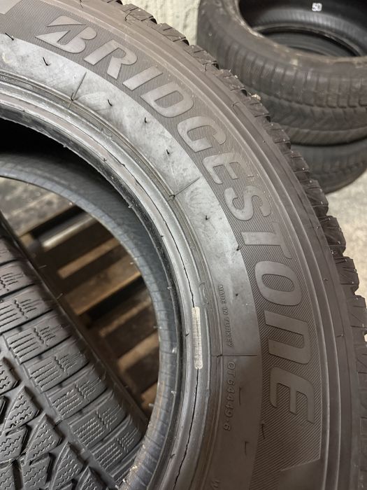 235/65/16c за бус Bridgestone 2бр дот22