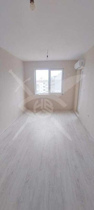 Продава се Тристаен апартамент в Бургас, Славейков - 97 кв.м за 2155 €/кв.м - Снимка #6