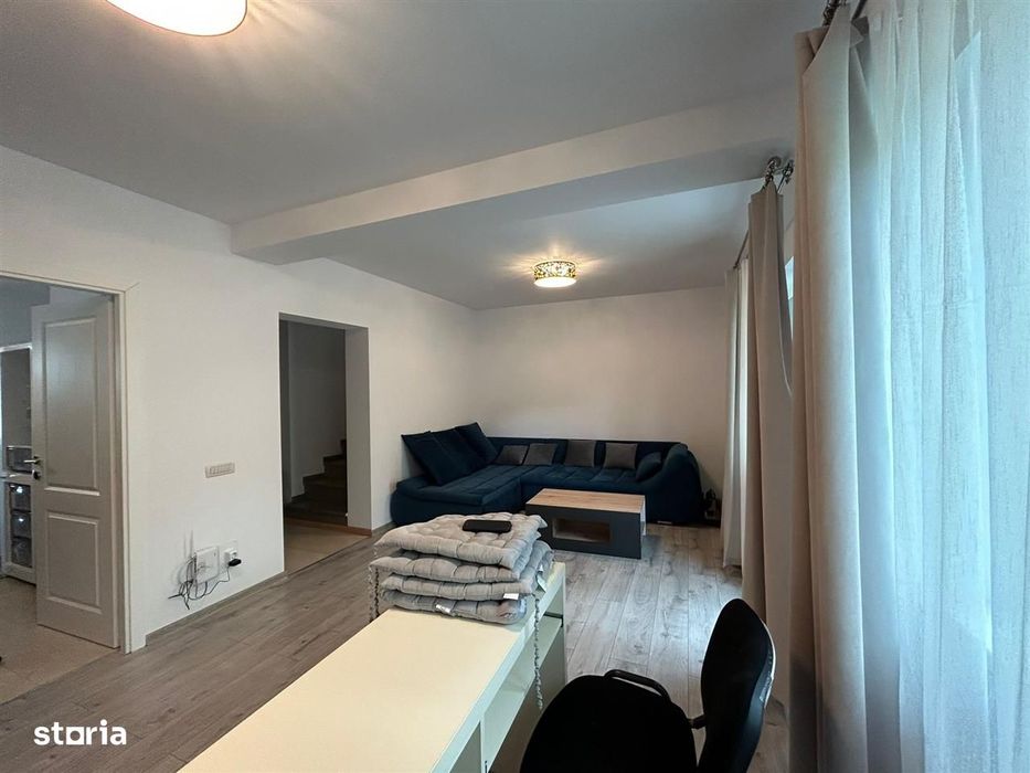 Vila duplex 4 camere la 3 minute de Bellaria