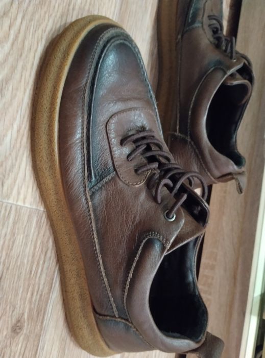 Продам Мужскую обувь.