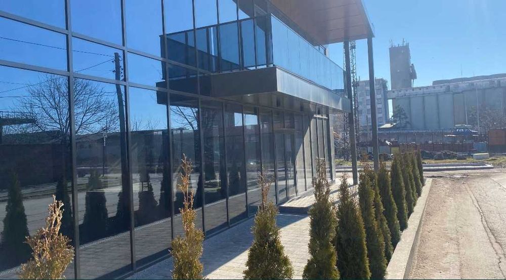 Дава се под наем Офис в Хасково, Дружба 1 - 170 кв.м за 520 € - Снимка #2