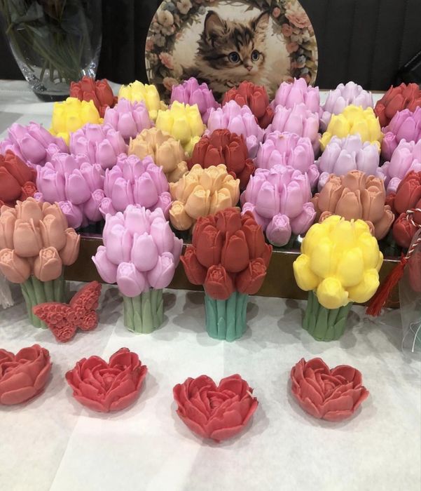 Lalele si cale pentru martisor