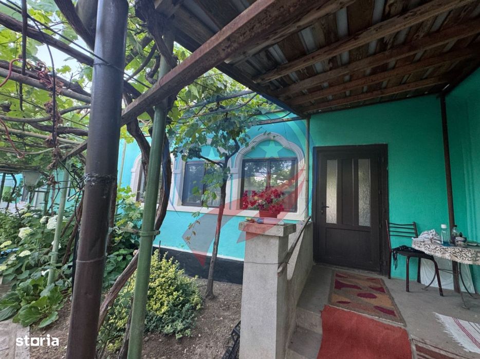 Casă de vânzare în Comuna Orodel – proprietate îngrijită, gata de locu