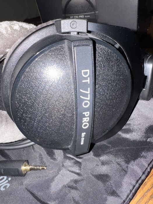 Наушники Beyerdynamic DT 770 Pro