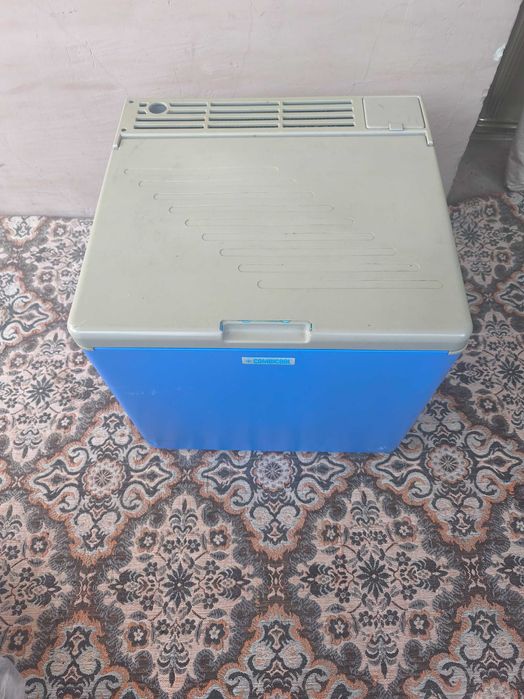 Хладилна кутия 40л