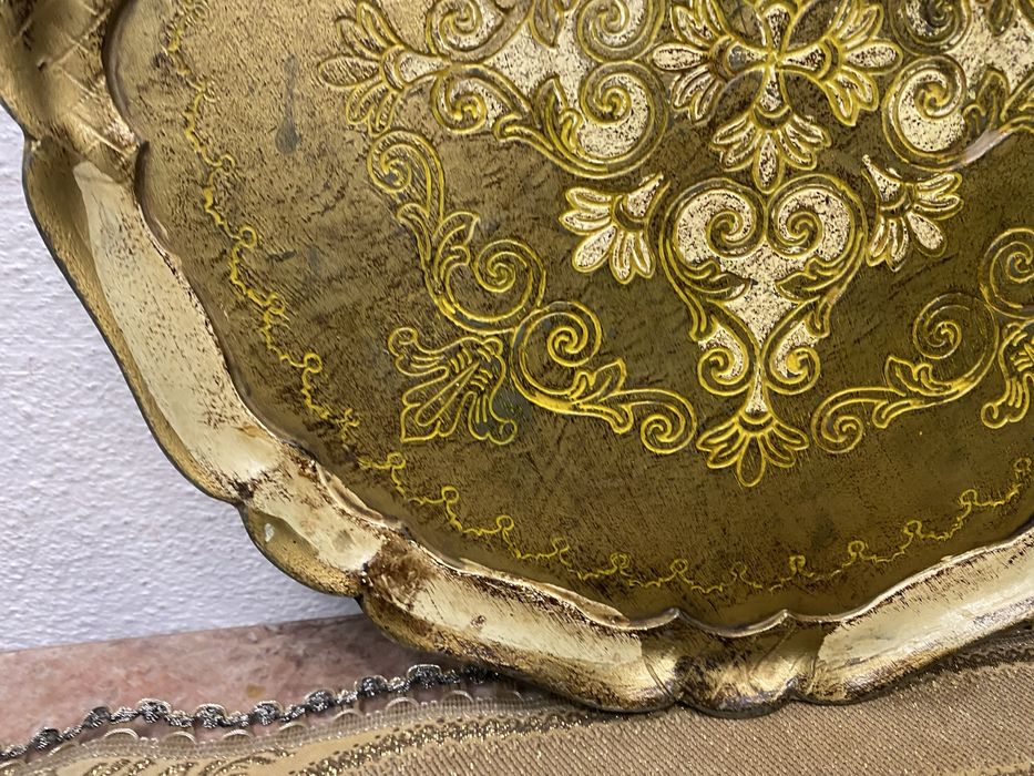 Стар италиански поднос с позлата