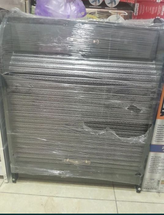 Даставка бесплатная. ДСП полка для обуви