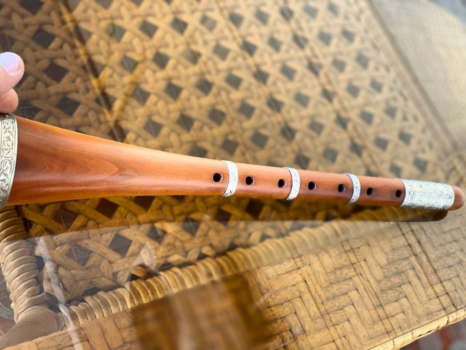 Surnay sotiladi juda sfatli