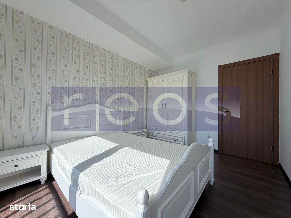 Vanzare 2 Camere | Cosmopolis | Vedere Piscina | Parcare Inclusa |