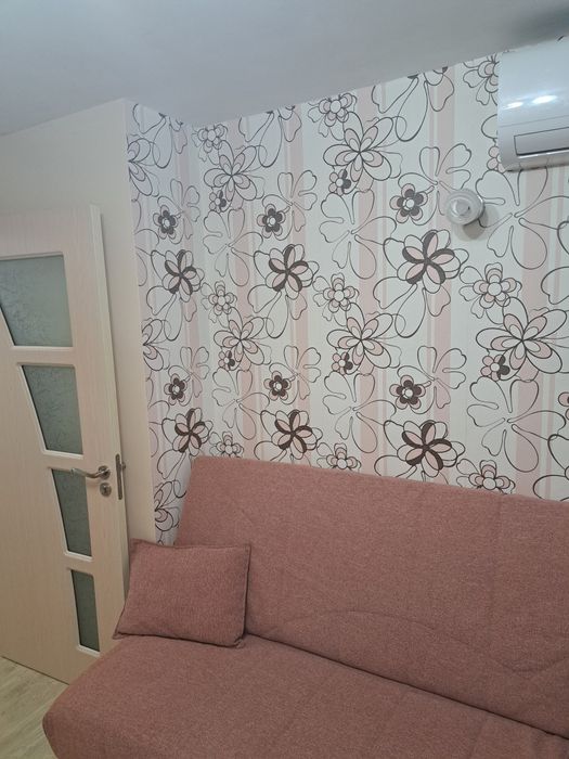 Дава се под наем Едностаен апартамент в Ямбол, Възраждане - 35 кв.м за 173.4 € - Снимка #1