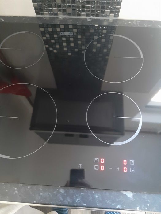 Plita electrica Zanussi