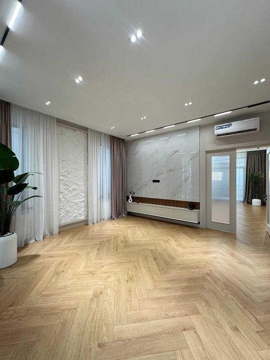 Улица Тараса Шевченко! 4-х ком квартира! После ремонта