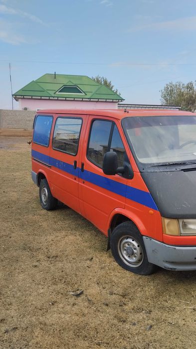 Ford 1995 йил юк фургон