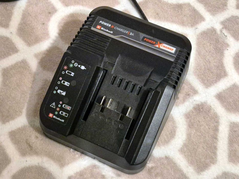 Acumulator Einhell PowerXChange 4Ah, 18V + charger